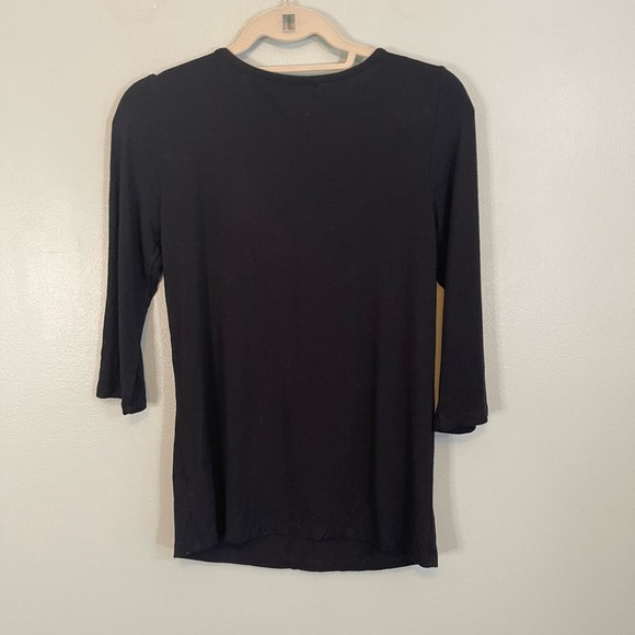 AREA Top Womens S Ruffled Flower Detail V Neck 3/4 Sleeve Stretch Blouse Black - Picture 2 of 8